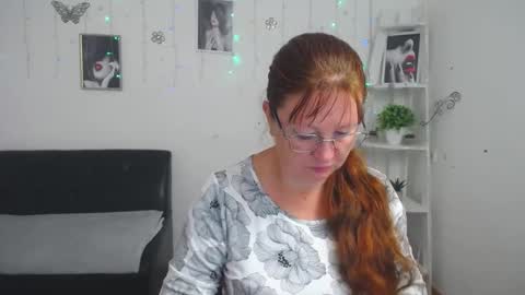 Vanessa online show from 09-13-25, 05:07