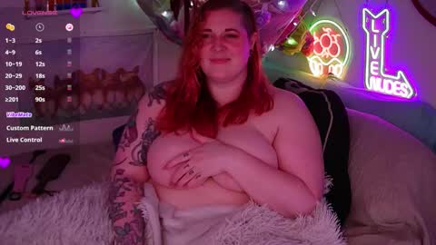 Snapshot of opalreigning chatting on 02-24-26, 09:07 Opal online show from 02-24-26, 09:07