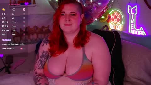 Snapshot of opalreigning chatting on 03-22-26, 09:02 Opal online show from 03-22-26, 09:02