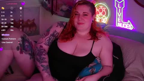 Snapshot of opalreigning chatting on 06-30-26, 10:05 Opal online show from 06-30-26, 10:05