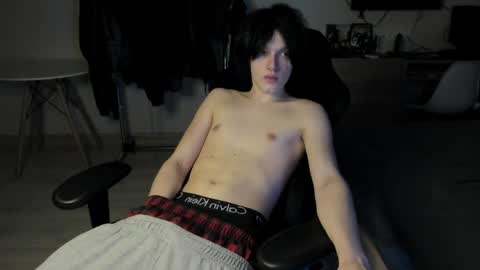 Snapshot of opiunarium chatting on 04-04-26, 02:54 Bella and John online show from 04-04-26, 02:54