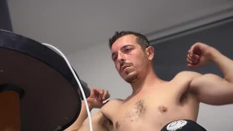 Snapshot of or690 chatting on 10-19-25, 03:12 or online show from 10-19-25, 03:12