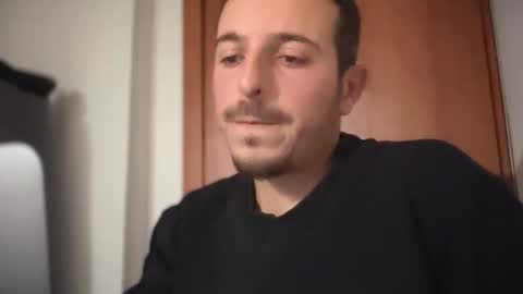 Snapshot of or690 chatting on 11-17-25, 05:41 or online show from 11-17-25, 05:41