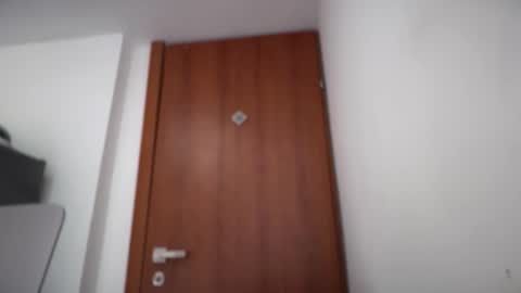 Snapshot of or690 chatting on 11-23-25, 09:31 or online show from 11-23-25, 09:31