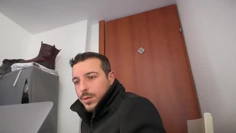 Snapshot of or690 chatting on 01-11-26, 09:58 or online show from 01-11-26, 09:58