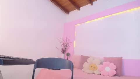 Ora Larson online show from 10-02-25, 11:50