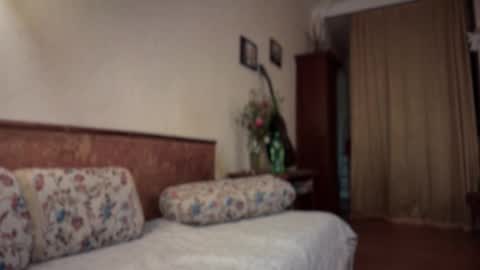 Snapshot of oralhistory chatting on 09-25-25, 05:33 Hi3 Im Marko and my GF Lily online show from 09-25-25, 05:33