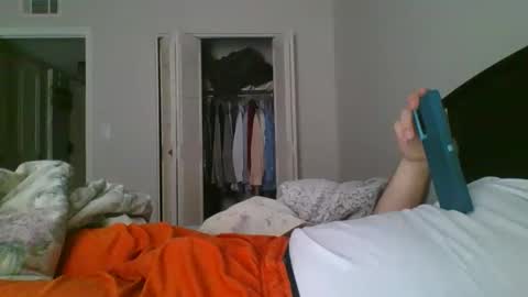 orange22boi online show from 11-08-25, 03:23