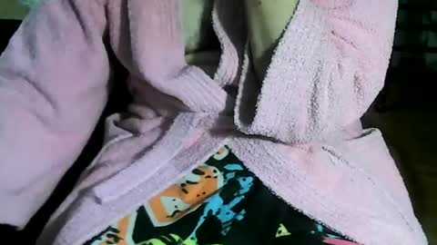 Snapshot of ore_cam chatting on 05-04-26, 05:25 Ore online show from 05-04-26, 05:25