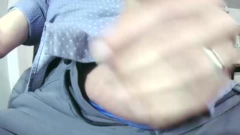 oregonasianguy online show from 02-19-25, 08:33