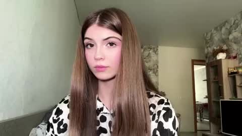 Yesenia online show from 05-21-26, 08:43