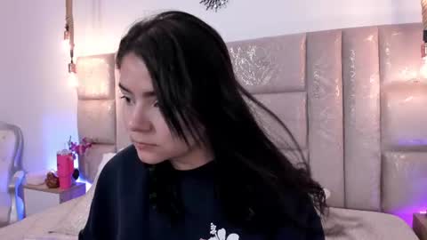 Miss Guzman  online show from 07-02-26, 03:23