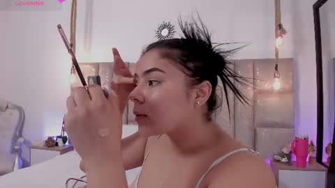Miss Guzman  online show from 07-10-26, 11:29