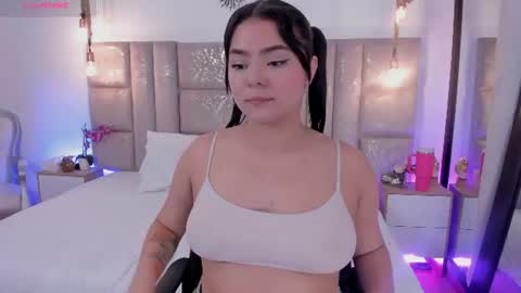 Miss Guzman  online show from 07-14-26, 02:05