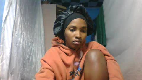 Snapshot of orianie064 chatting on 07-13-26, 04:26 orianie064 online show from 07-13-26, 04:26