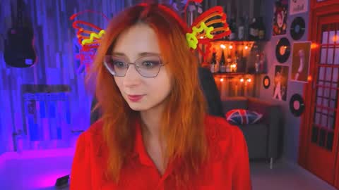 Orianna -  Hi Im into geek culture cosplay crafting LARP games. Shall we play DnD online show from 12-04-24, 03:21