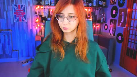 Orianna -  Hi Im into geek culture cosplay crafting LARP games. Shall we play DnD online show from 12-22-24, 12:16