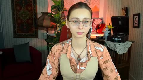 Orianna -  Hi Im into geek culture cosplay crafting LARP games. Shall we play DnD online show from 12-28-24, 02:32