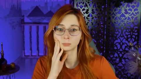 Orianna -  Hi Im into geek culture cosplay crafting LARP games. Shall we play DnD online show from 01-04-25, 07:23