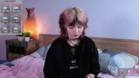 Ashley online show from 10-14-25, 06:09