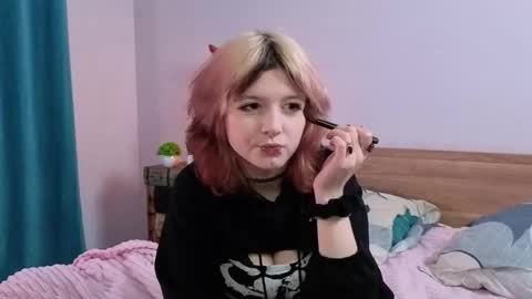 Ashley online show from 11-05-25, 05:46