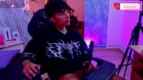 osamu_tay online show from 05-10-26, 03:06