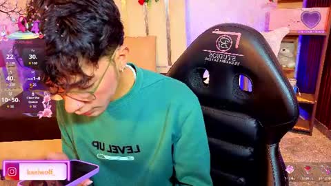 osamu_tay online show from 06-10-26, 04:34