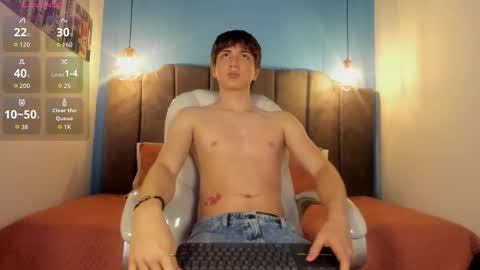 Oscar online show from 11-08-25, 04:34