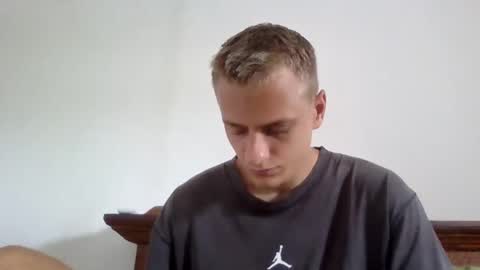 Oscar online show from 02-19-25, 05:27