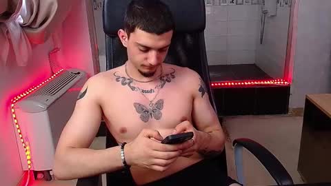 OscarGriffin online show from 02-20-25, 01:19