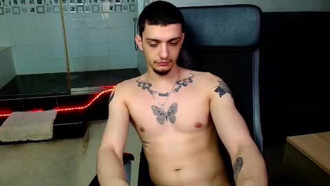OscarGriffin online show from 02-25-25, 03:38