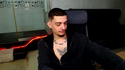 OscarGriffin online show from 03-01-25, 07:08