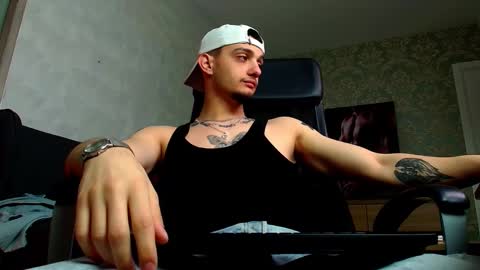 OscarGriffin online show from 03-09-25, 06:28