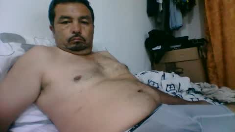 Snapshot of oscarjhe3512 chatting on 04-05-26, 02:09 oscarjhe3512 online show from 04-05-26, 02:09
