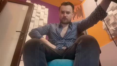 Snapshot of oscarsavage chatting on 02-02-25, 12:30 Oscar Steel Savage online show from 02-02-25, 12:30