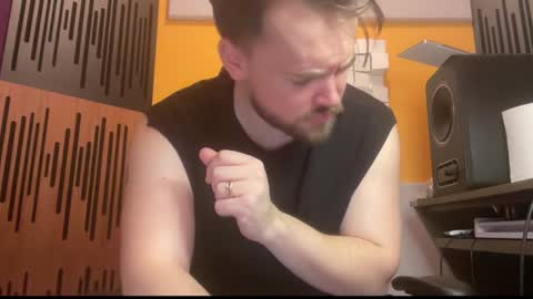 Snapshot of oscarsavage chatting on 02-03-25, 12:47 Oscar Steel Savage online show from 02-03-25, 12:47