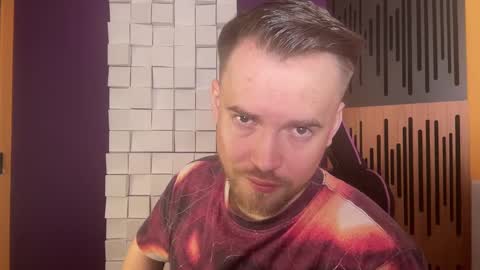 Snapshot of oscarsavage chatting on 02-07-25, 02:15 Oscar Steel Savage online show from 02-07-25, 02:15