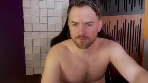 Snapshot of oscarsavage chatting on 02-24-25, 05:11 Oscar Steel Savage online show from 02-24-25, 05:11