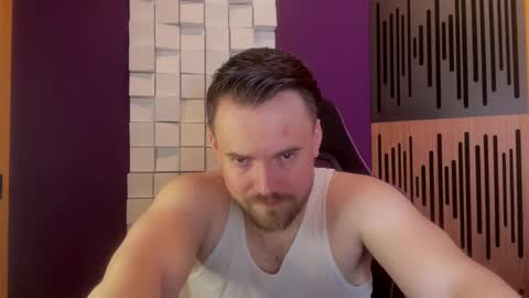 Snapshot of oscarsavage chatting on 03-01-25, 08:21 Oscar Steel Savage online show from 03-01-25, 08:21
