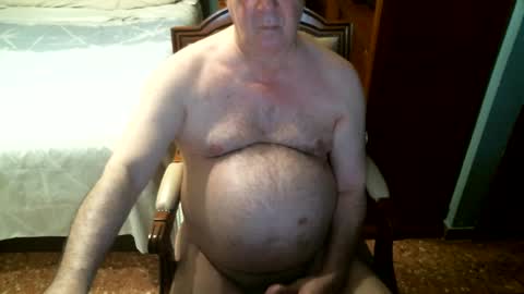 Snapshot of oscarw chatting on 07-03-26, 03:07 Oscar online show from 07-03-26, 03:07