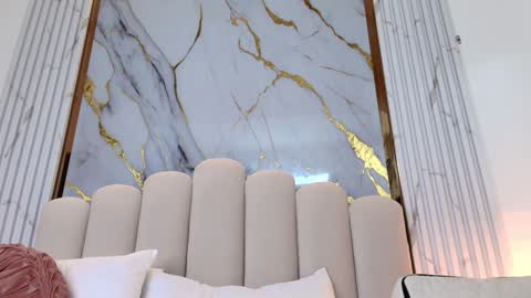 Oshun  online show from 02-06-25, 03:09