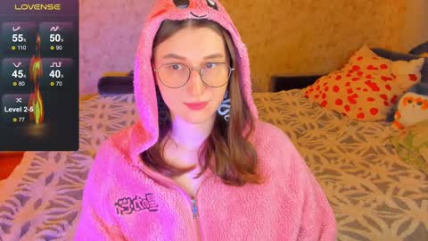 Leliana online show from 12-04-24, 11:24