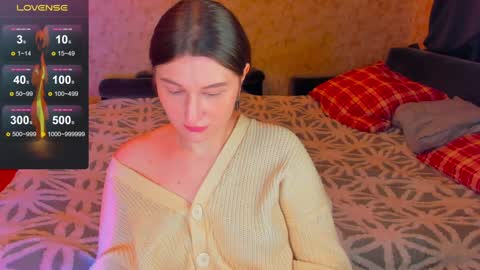 Leliana online show from 12-23-24, 10:32