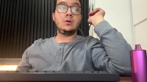 Snapshot of osomalicioso chatting on 11-05-25, 05:18 juan online show from 11-05-25, 05:18