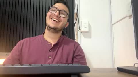 Snapshot of osomalicioso chatting on 11-07-25, 05:40 juan online show from 11-07-25, 05:40