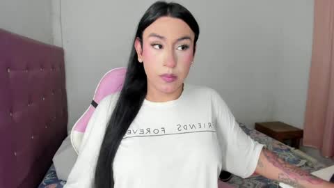 Snapshot of osoriomariaf chatting on 04-24-26, 01:02 Maria online show from 04-24-26, 01:02