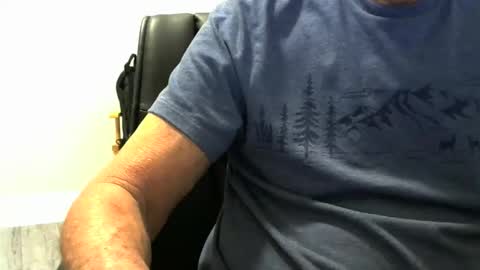 Ossi online show from 10-18-25, 02:58