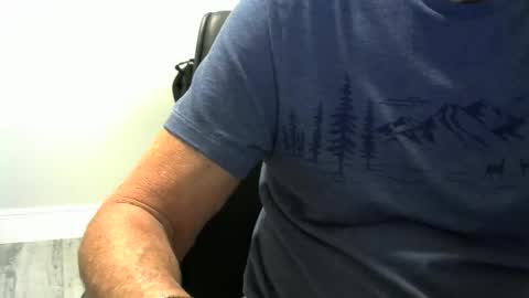 Ossi online show from 12-16-25, 12:04