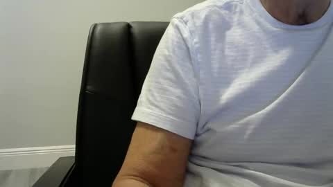 Ossi online show from 01-13-26, 02:17