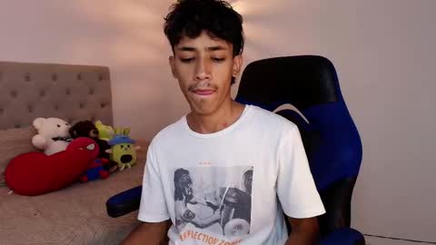 ostin 18hot online show from 10-09-25, 01:14